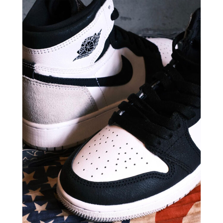 Air Jordan 1 High Stage Haze 575441-108 - Female Sneakerhead