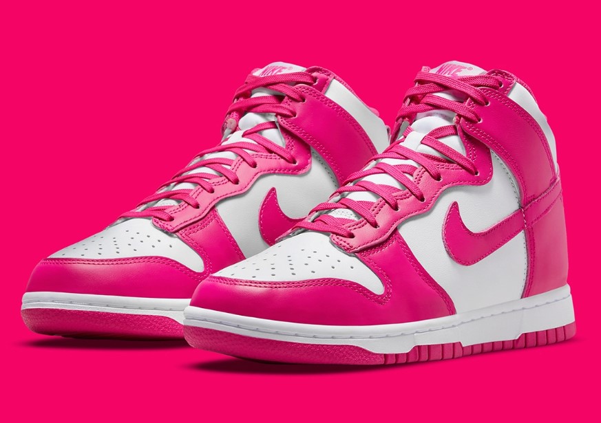 Nike Dunks Releases On SNKRS Throughout May - Female Sneakerhead